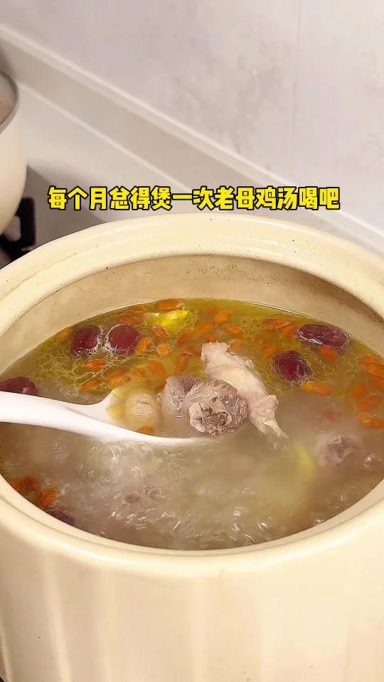 老母鸡汤推荐鹿茸红参煲汤太补气血啦～