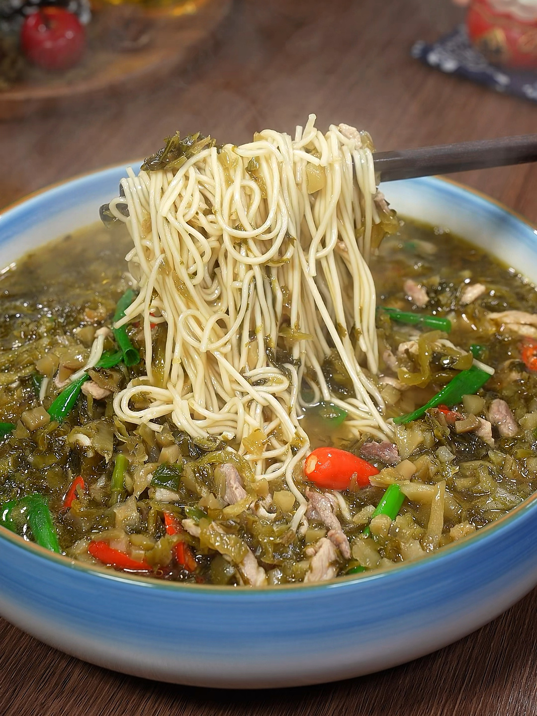 雪菜肉丝面