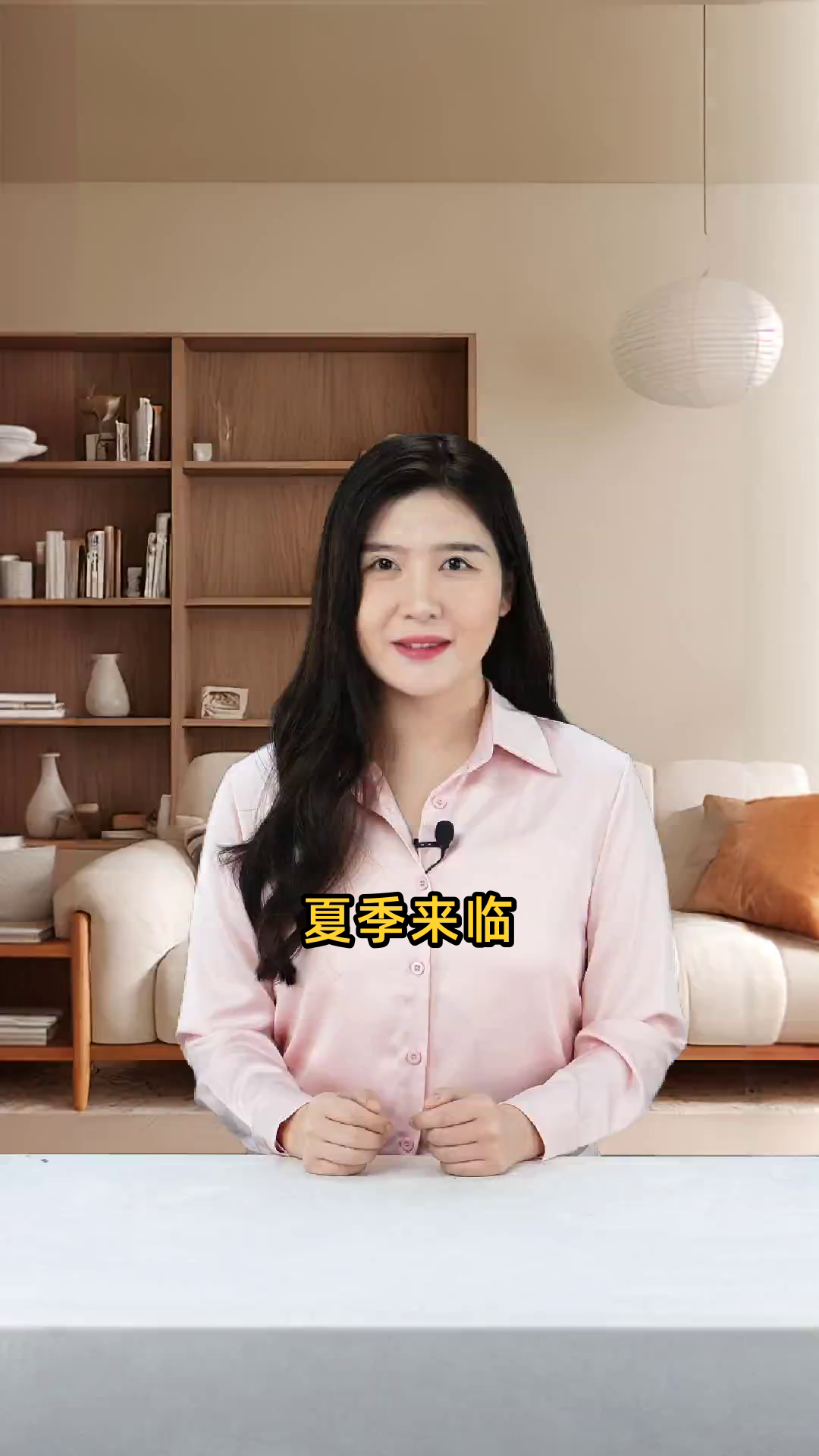 夏天时,展示柜的温度调节应该设为3档还是4档更合适?