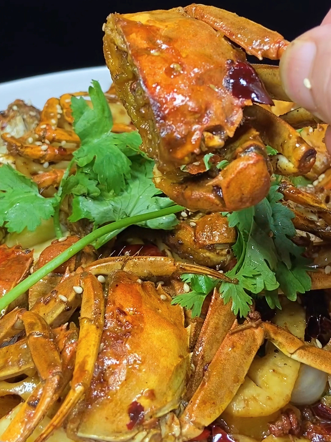 螃蟹怎么做好吃,家庭简单版香辣蟹做法