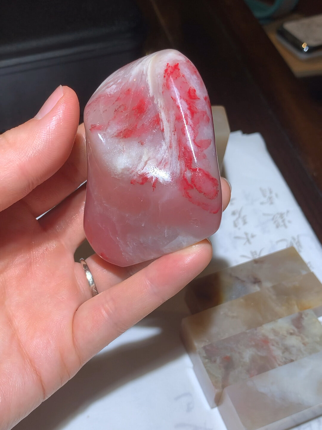 巴林石鸡血石原石手把件,3000