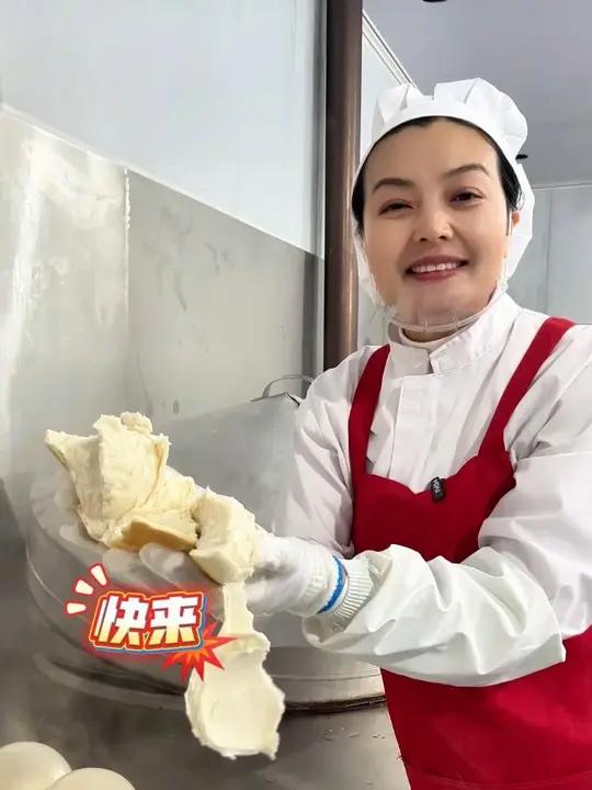 王哥庄大馒头 一口下去都是小时候的味道