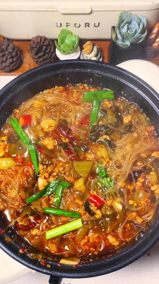 酸菜肉末米线|酸爽开胃好吃到连汤都不放过