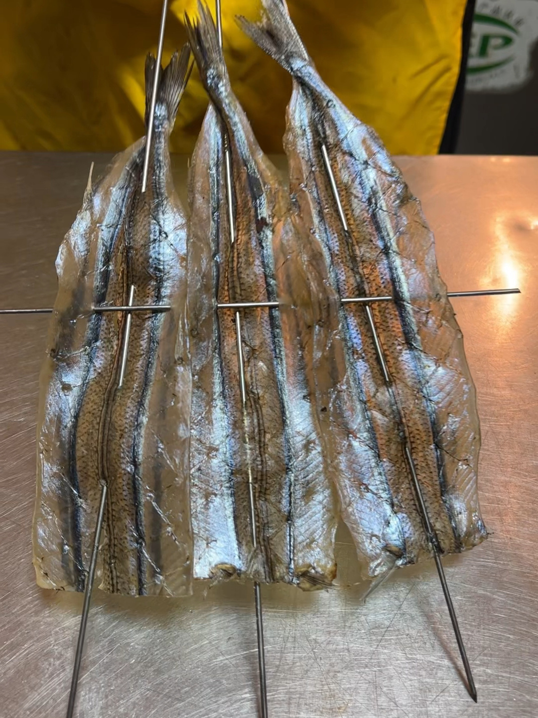 烤棒鱼干教程