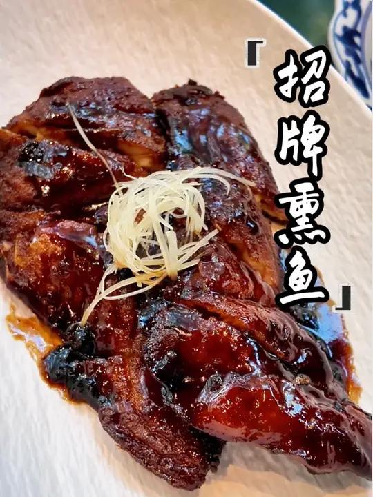 跟着陆文夫的《美食家》吃懂苏州城！先去“朱鸿兴”来碗“过桥”的头汤面，转至玄妙观寻一份油汆