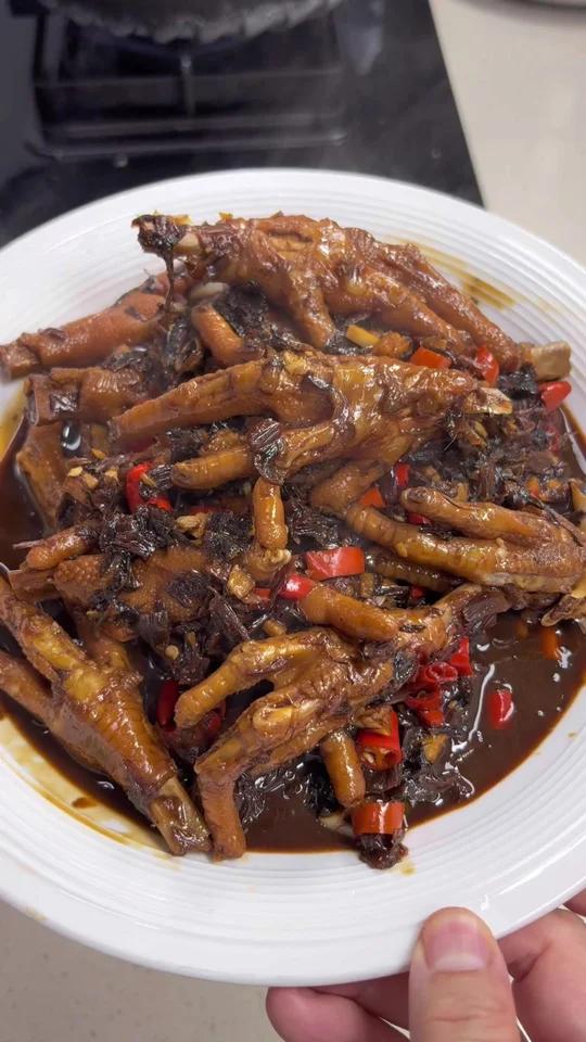 无敌下饭的梅干菜辣炒鸡爪