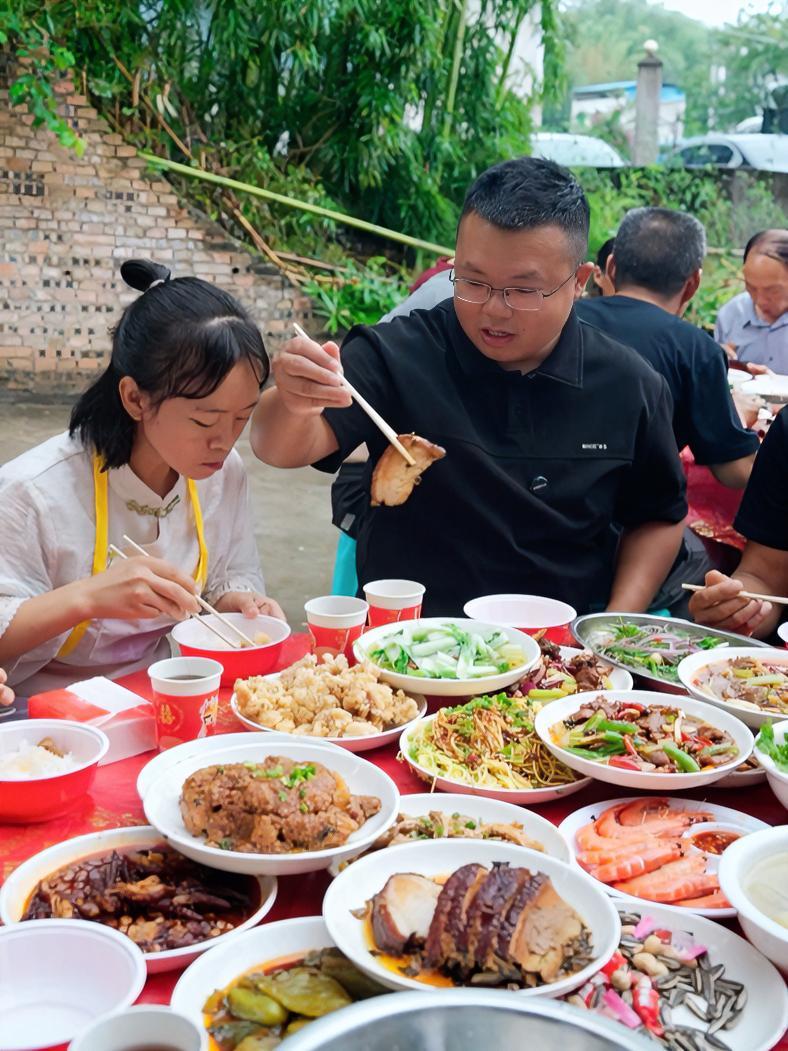 幺姨爹50岁生日，带你们沉浸式体验农村坝坝席，有想来的吗？农村生活 我的乡村生活