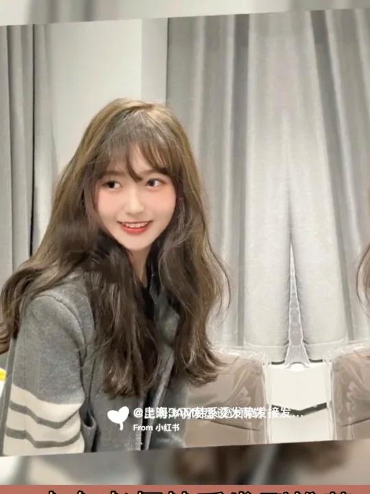 永远不会直的法式浪漫卷中长发蓬松烫发 上海烫发 因为蓬松饱满的发型会让人感觉很温暖,就很适