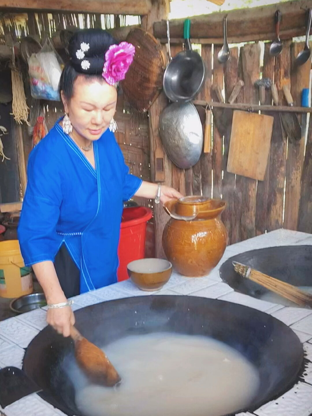 这才是地道凯里白酸汤