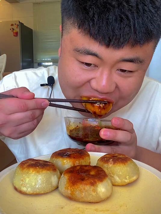 皮薄肉厚，牛肉圆葱馅，鲜嫩多汁，20个