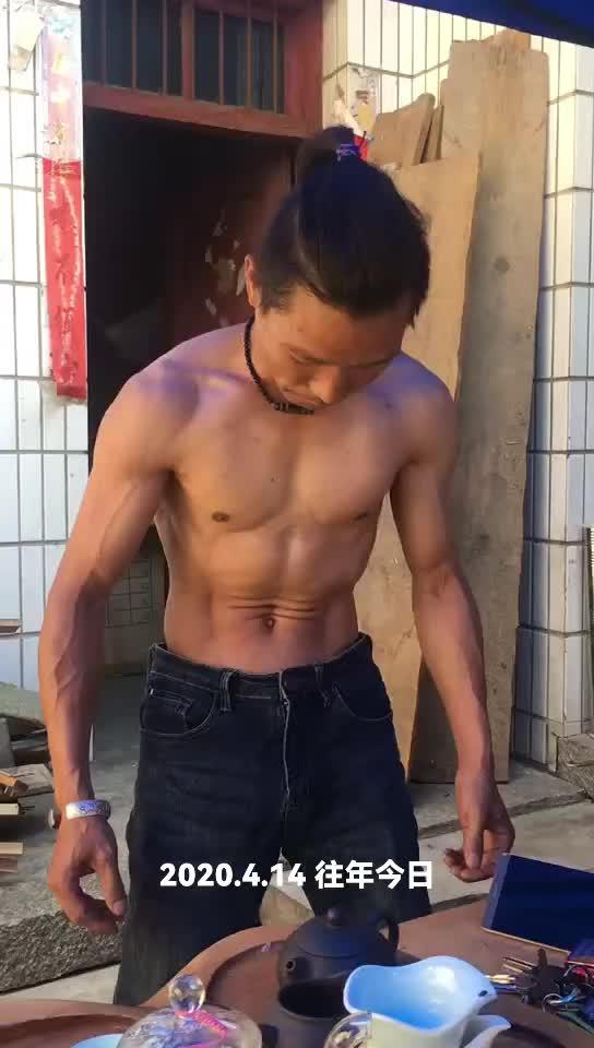 原来钓鱼才是抖音运动顶流 速干半袖运动t恤男 麒麟臂 健身 肌肉男