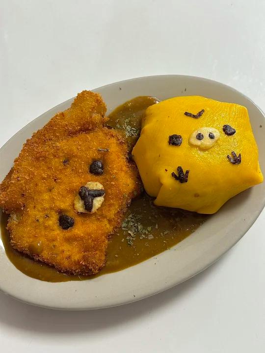 轻松熊猪排咖喱鼻孔鸡蛋包饭