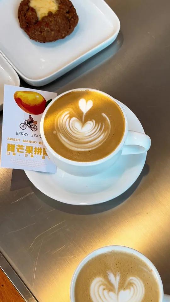 Berry Beans新店——通州北运河店,逛完北京城市图书馆,务必来喝一杯。推荐:双拼拿