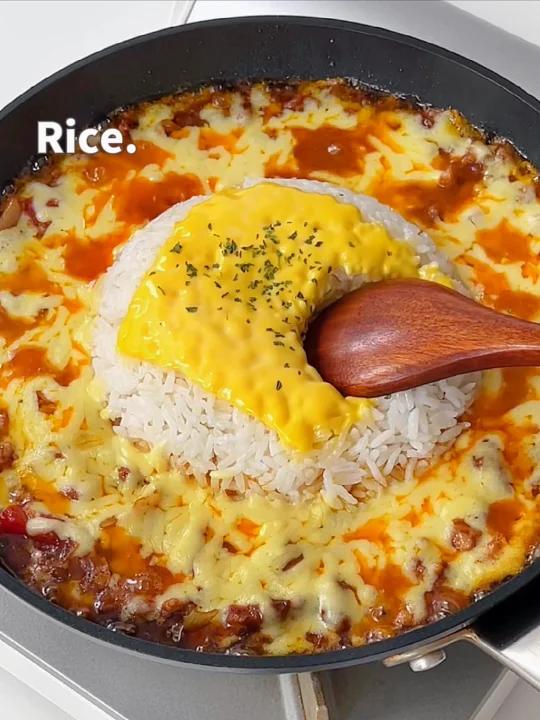 番茄肉酱咖喱芝士焗饭剩米饭的天花板吃法