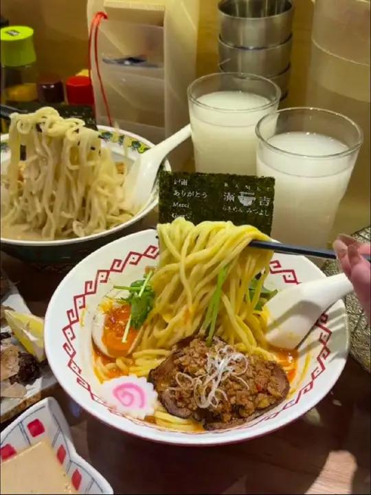打卡沈阳氛围感拉面馆 