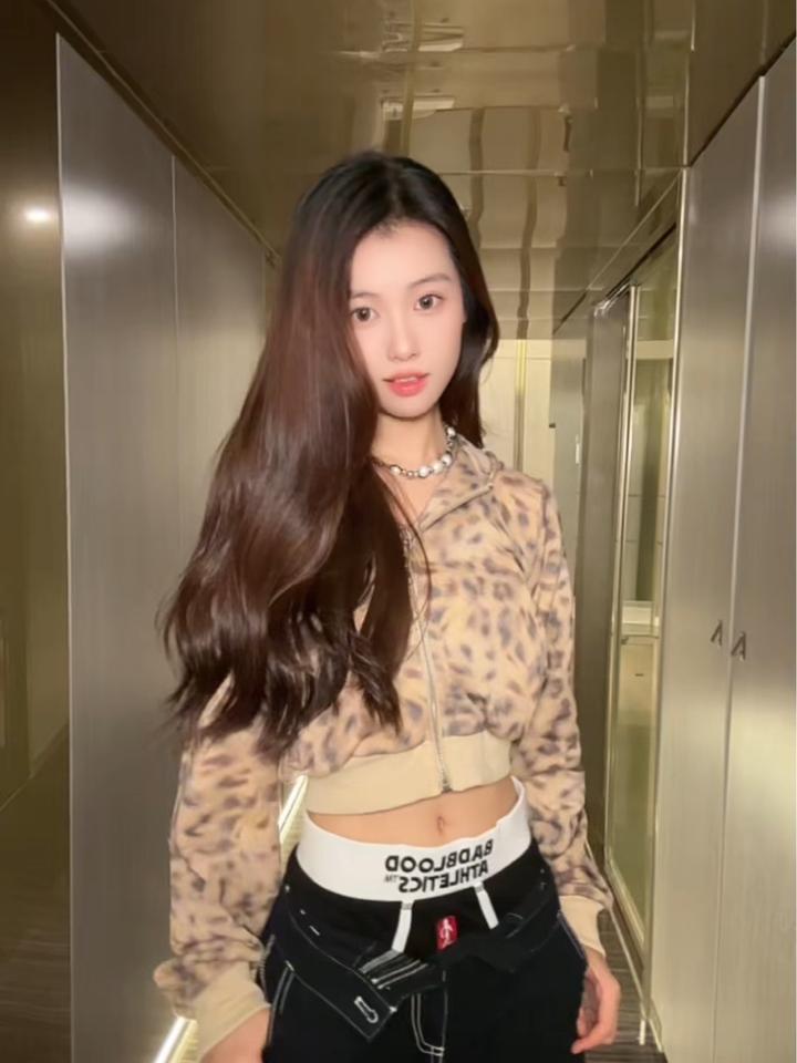 今天的文案是我想吃榴莲披萨,inmyfeelings