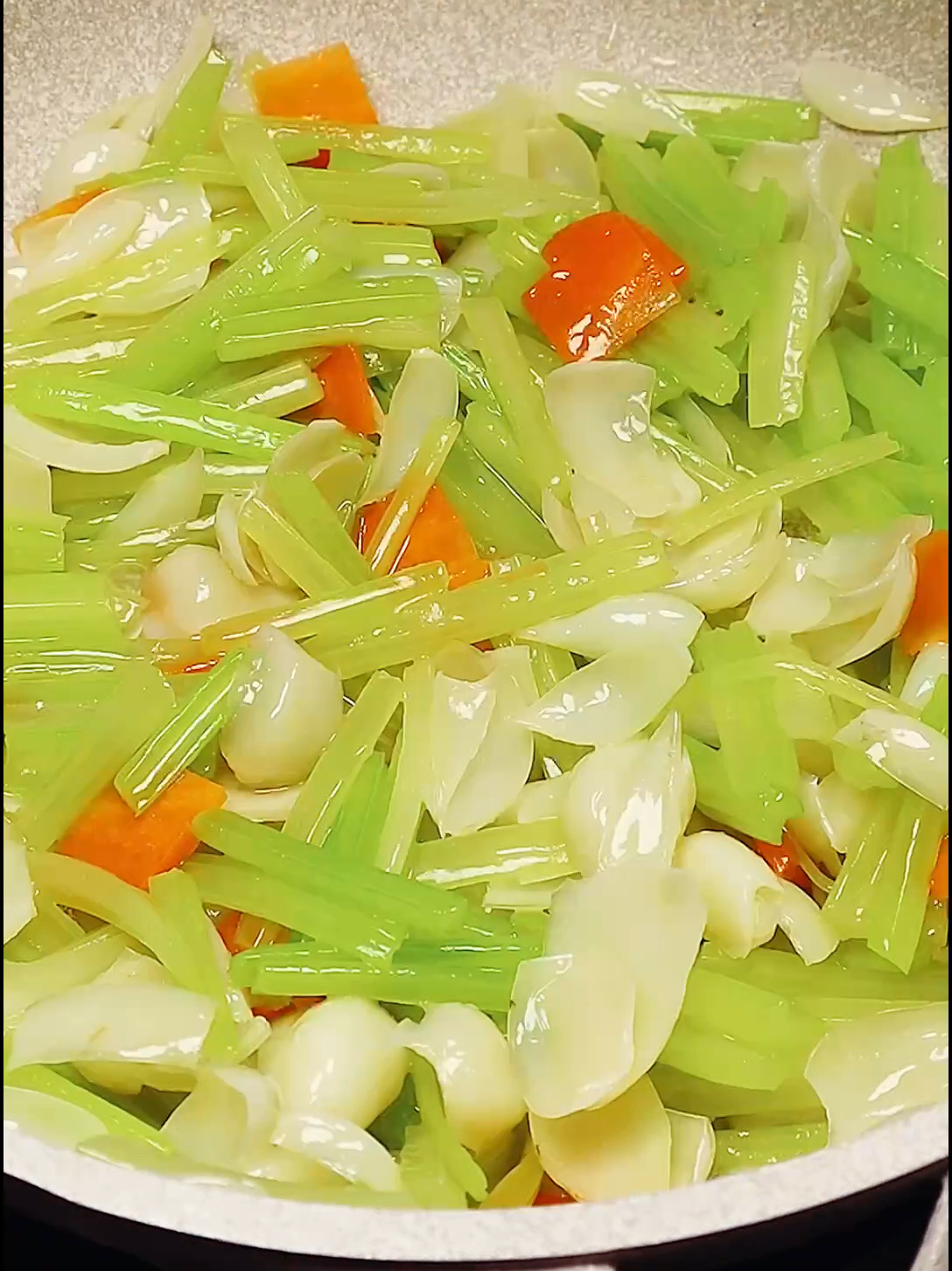 香芹炒百合