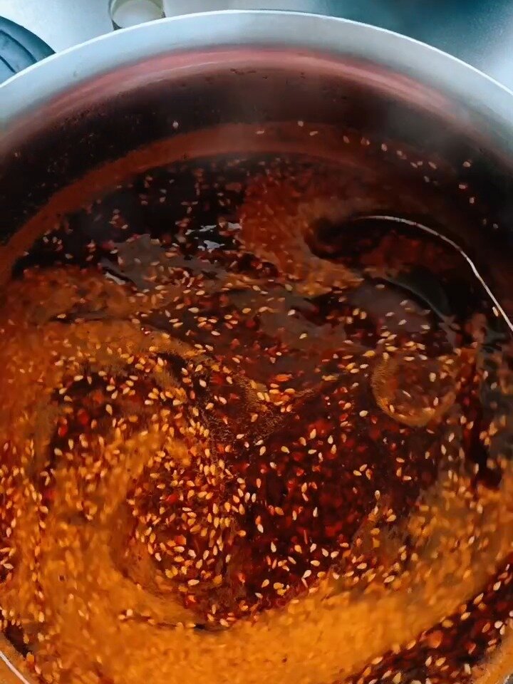 河南烩面的灵魂～羊油辣子