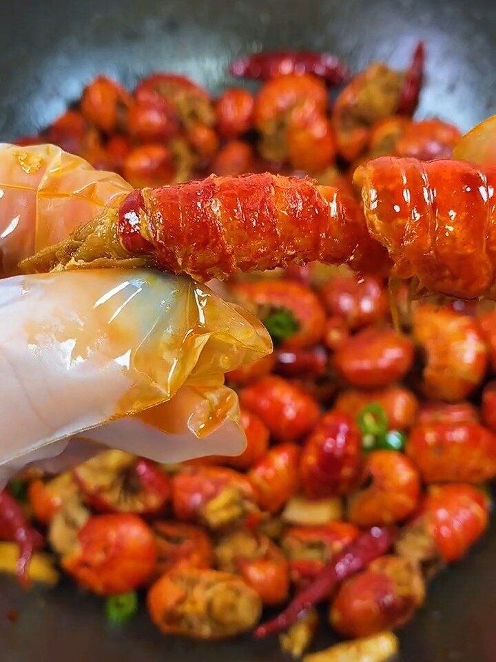 火锅底料做龙虾尾,真的太好吃了