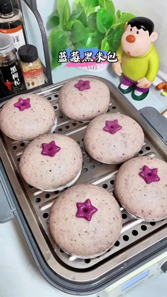 花青素满满的蓝莓黑米馒头,保姆级教程来了