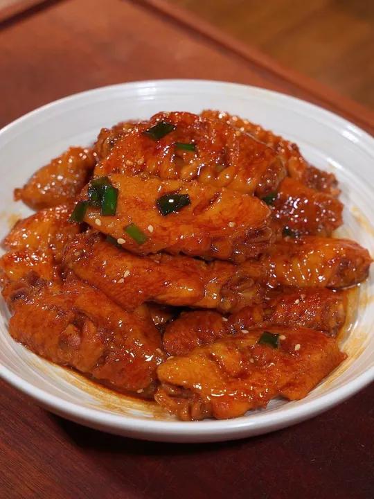 家里小孩不爱吃你做的菜,这道可乐鸡翅定要试试,做法简单,比饭店的还好吃!
