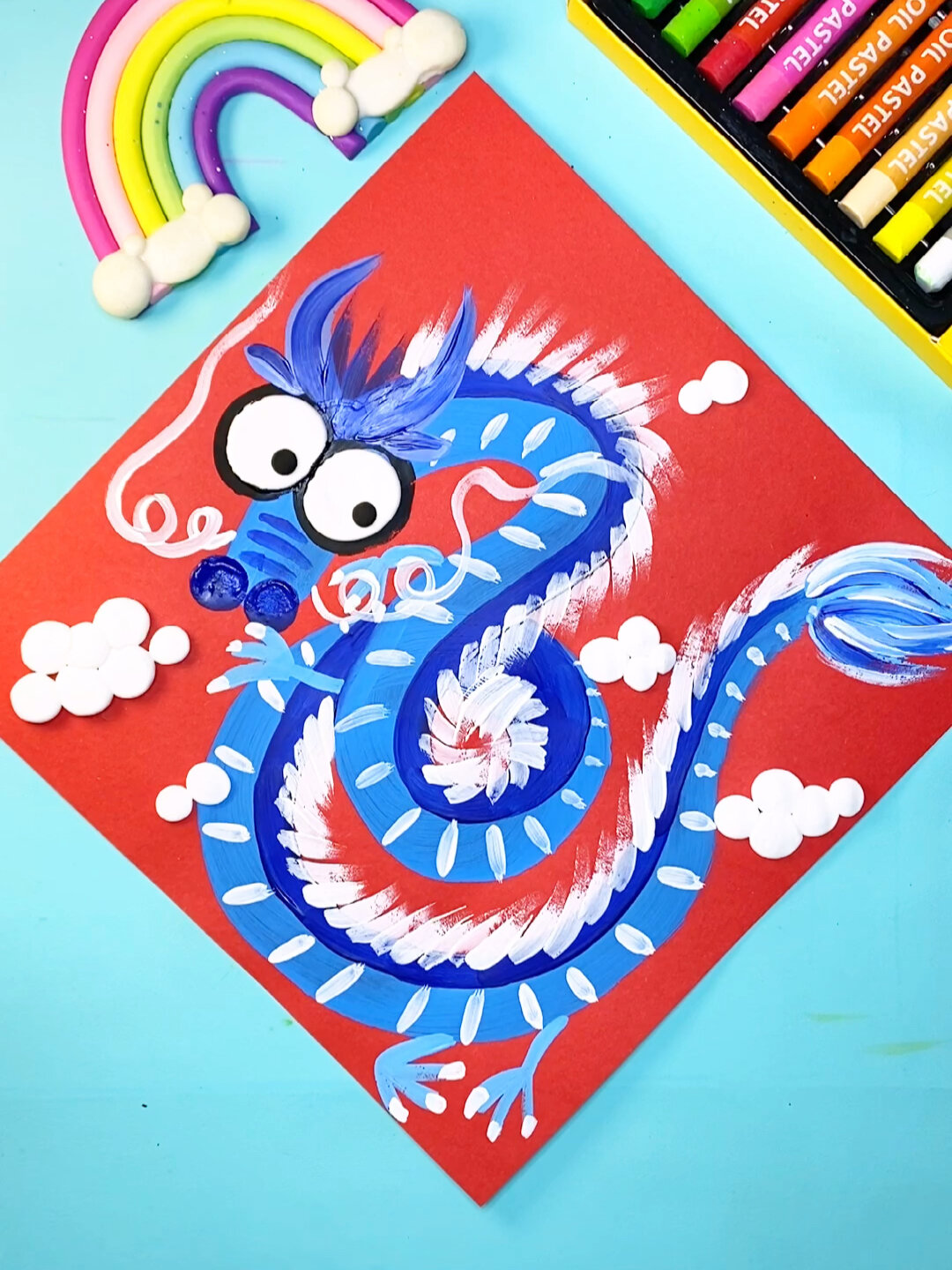 一笔画龙:迎接2024龙年的创意儿童水粉画