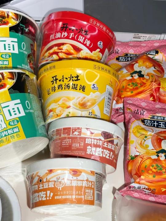 没吃过这几个夜宵速食的姐妹！我真的！会伤心