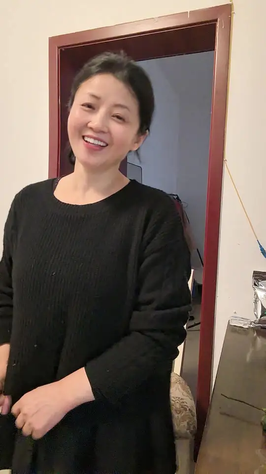 憨厚可爱,卖小鱼的伶俐!