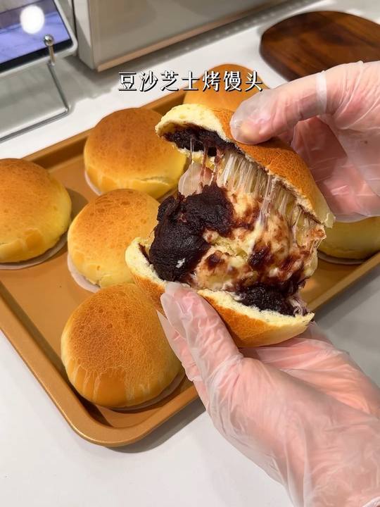 外脆内软的香甜烤馒头，会拉丝，做法简单超好吃