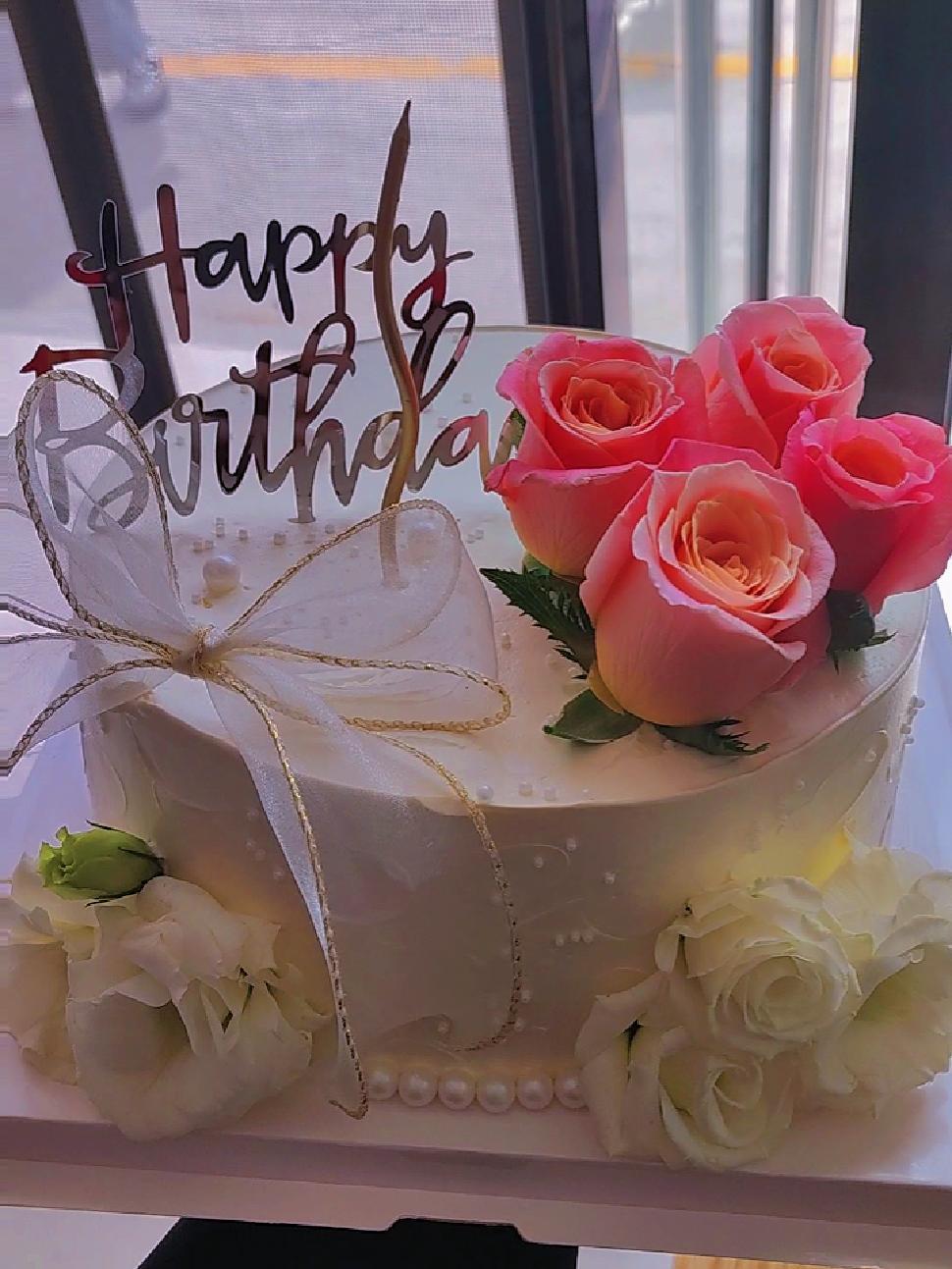 最好吃的动物奶油蛋糕 鲜花蛋糕 抖音网红蛋糕 这个蛋糕是懂浪漫的 女神蛋糕