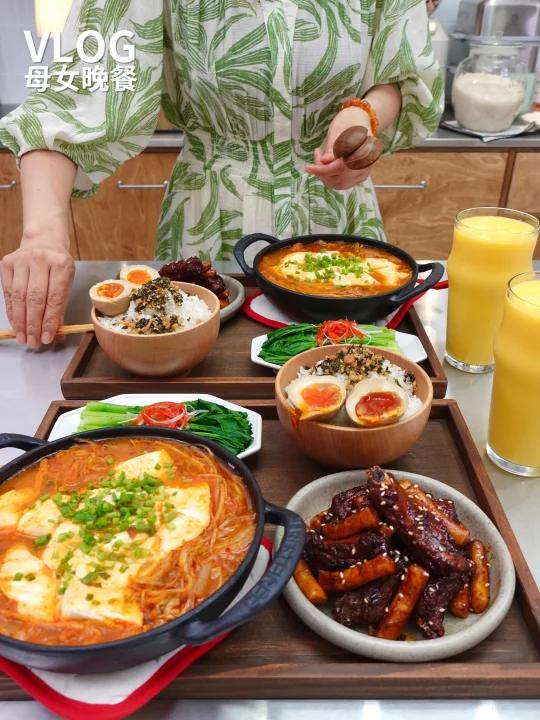 母女二人晚餐·糖醋年糕排骨+辣豆腐汤+白灼