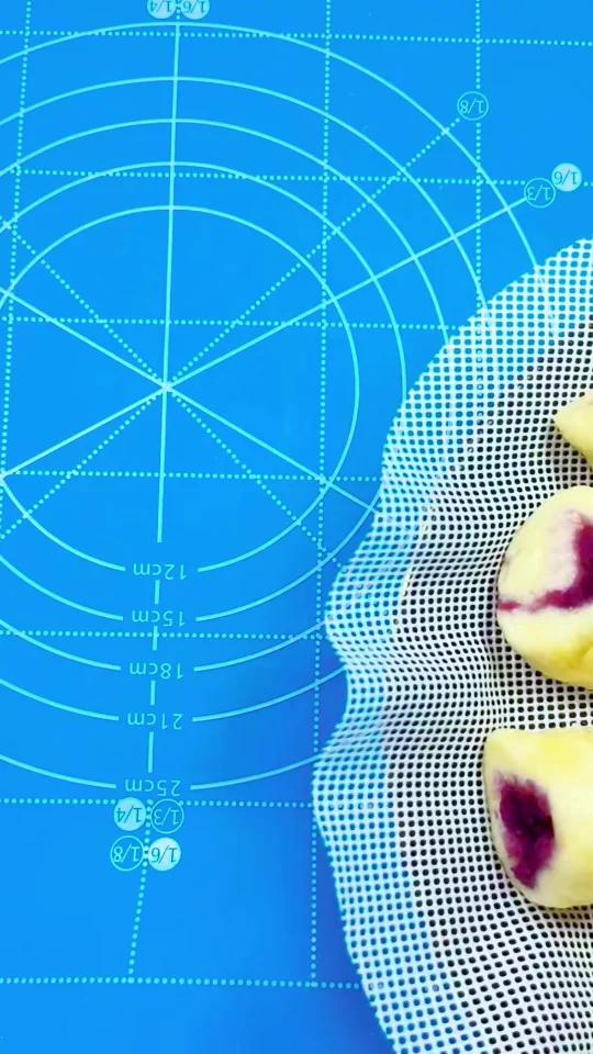 紫薯夹心小馒头,宣软香甜,营养丰富