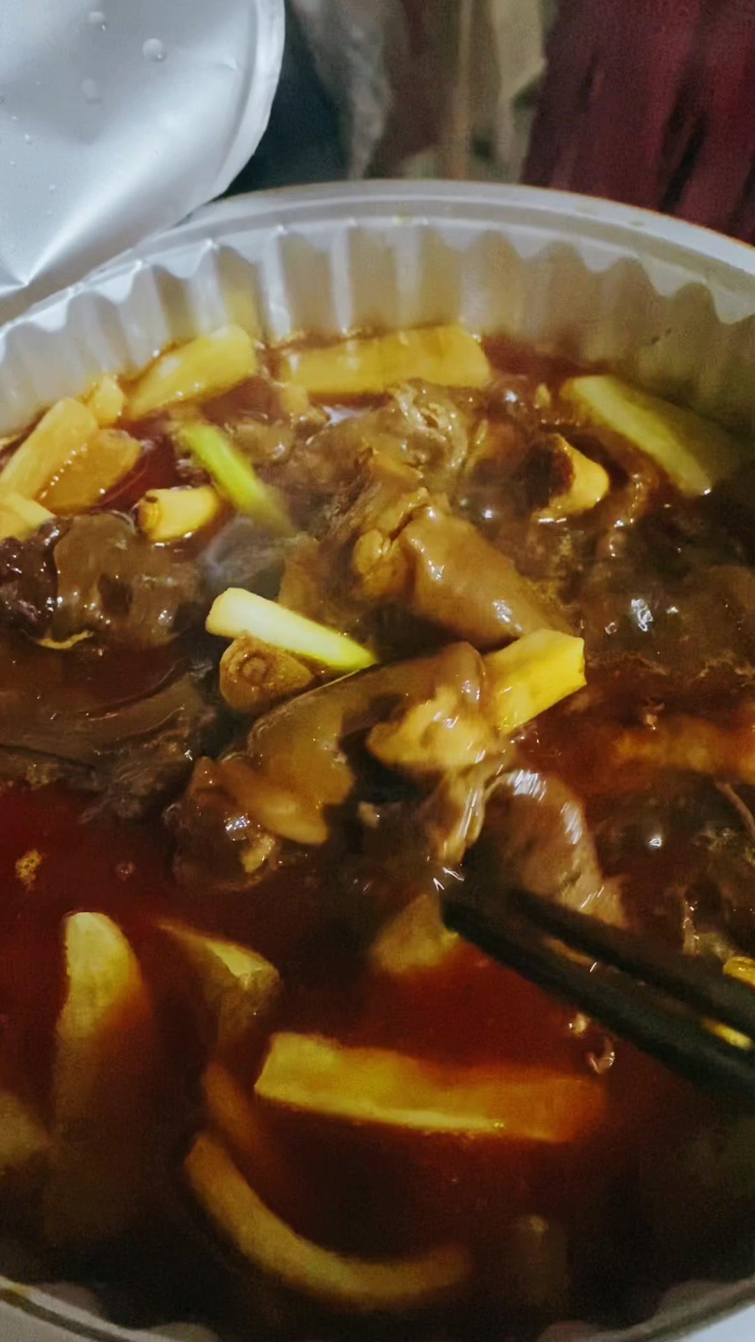 @石门宏启谷鸭馆 我估计你不得跟我做朋友了,本来是高大上的,在我家瞬间拉低档次了。不过这钵