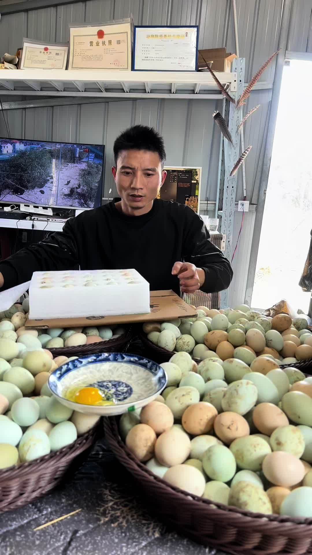 因为专注,所以专业 实拍原视频 农村人的生活 诚信经营 原创视频 正宗土鸡