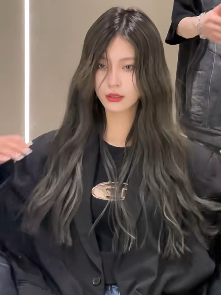 清冷烟熏黑茶色欧美风卷发