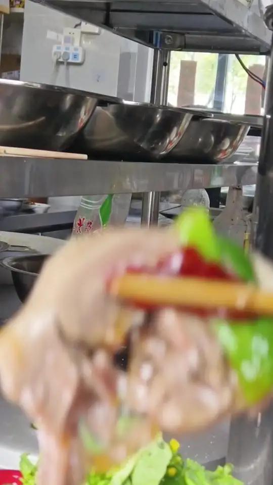 好味道还是手工造，没有科技与狠活。简单易学易做省时省力出餐快。固始鹅块，汤鲜味美，鲜嫩多汁