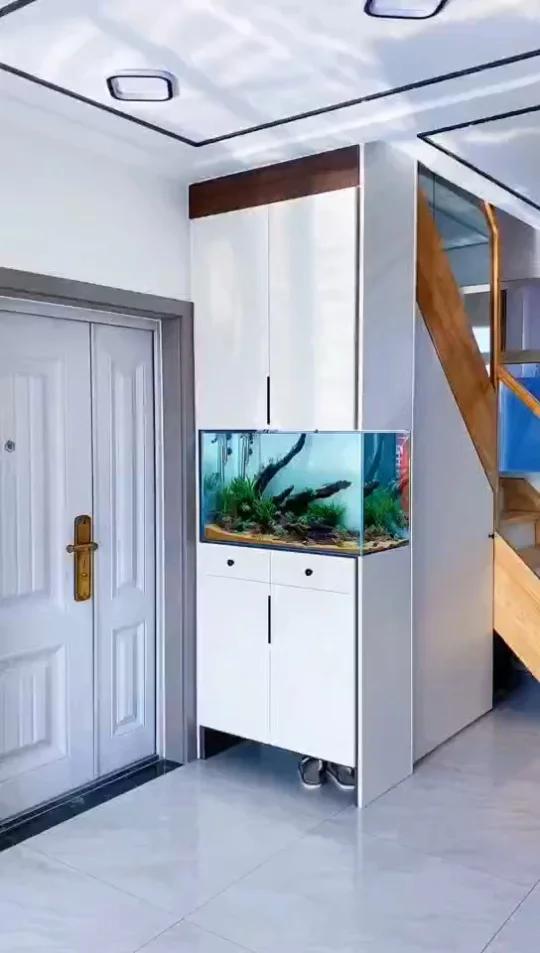 镶嵌式草缸设计 楼梯下的鞋柜鱼缸一体式