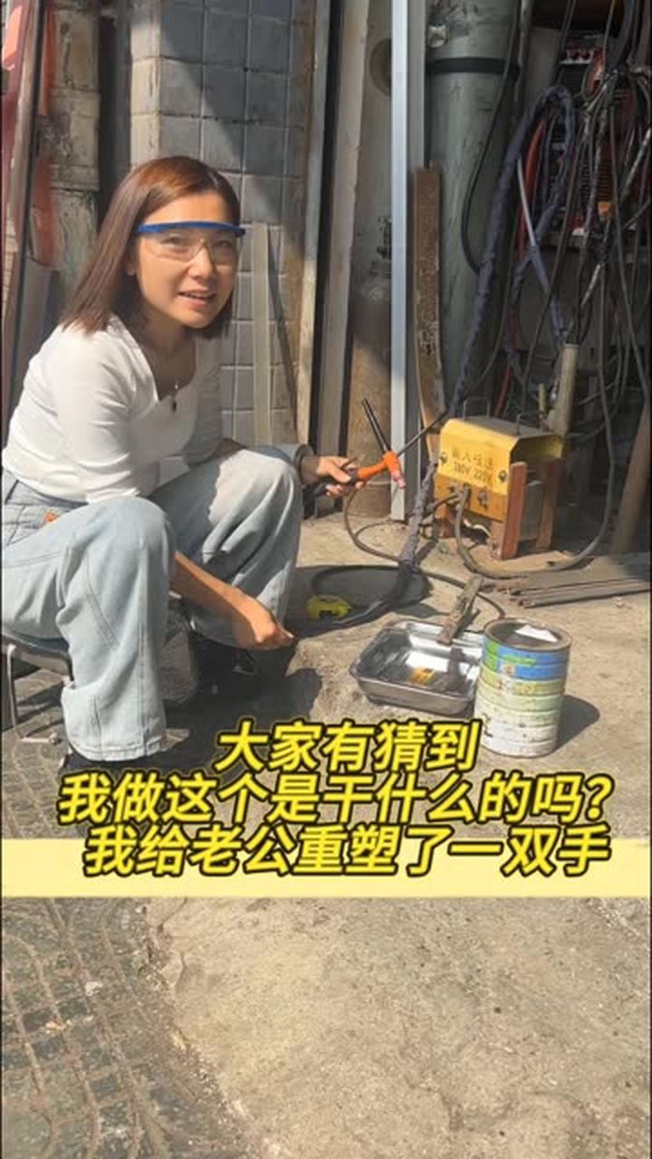 酸辣粉摆摊生活中她用爱为我搭桥填坎坷