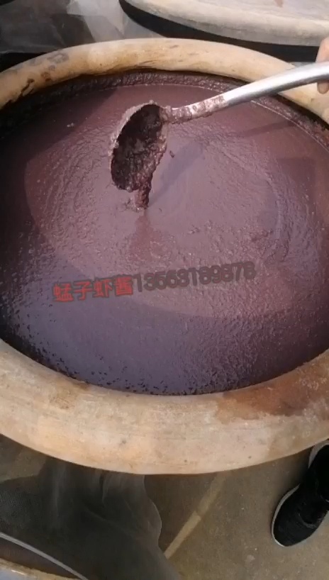 古法制作手工酿制蜢子虾酱