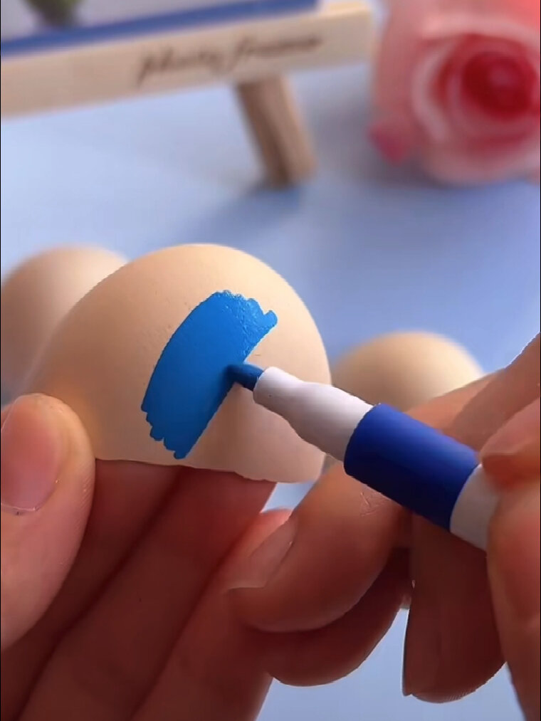 鸡蛋壳别扔,用来左一副创意画