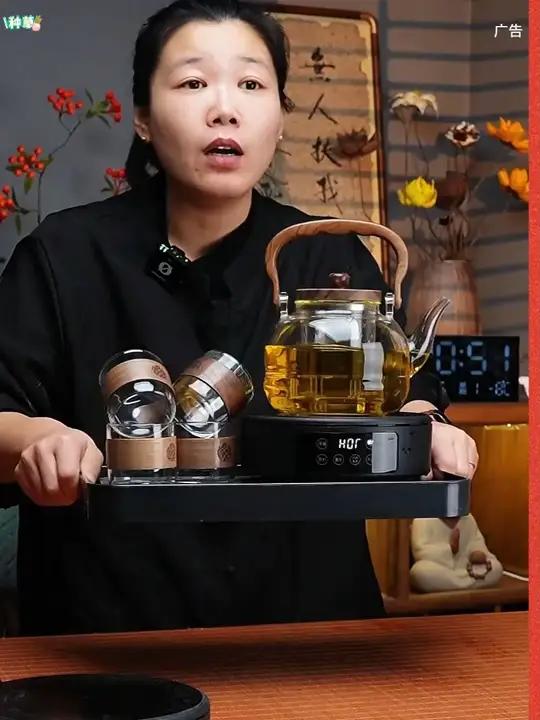 厂家搞福利,大功率电陶炉煮茶器一整套,才两位数,还给一个茶盘,真便宜