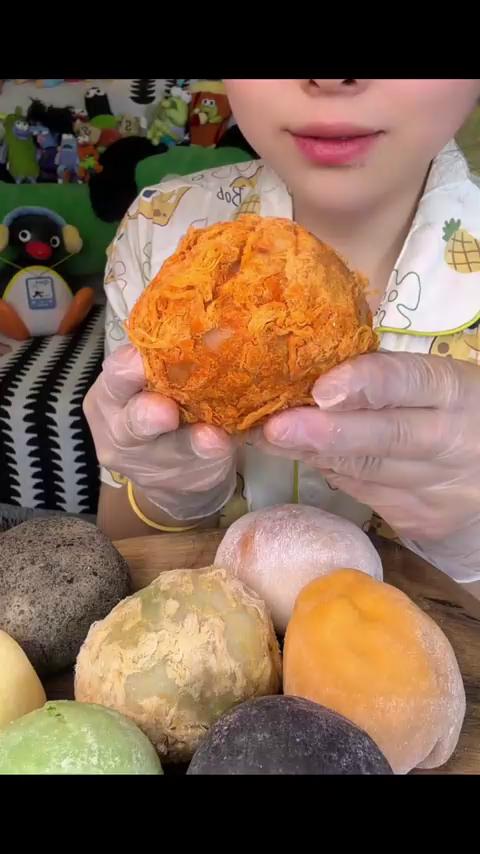 贡菜掌中宝肉松大包子！