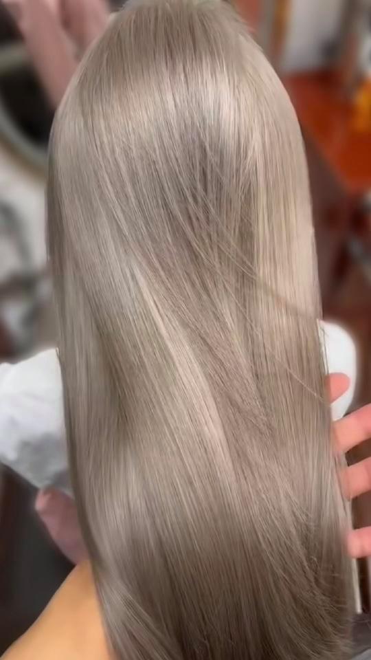 浅奶茶灰 头发染什么颜色好看又显白 沐浴染 网红潮色染发 漂发 想染就染