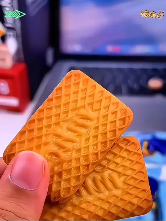 独立包装,特浓牛奶曲奇饼干,酥酥脆脆,还原儿时的好味道!零食推荐 饼干 牛奶饼干推荐 早餐