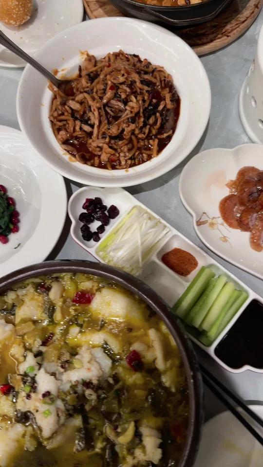 原来大鸭梨不是预制菜19.99一起吃烤鸭！