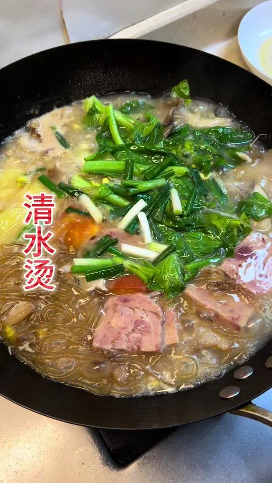 在贵州清水烫万物皆可煮,辣椒水万物皆可蘸