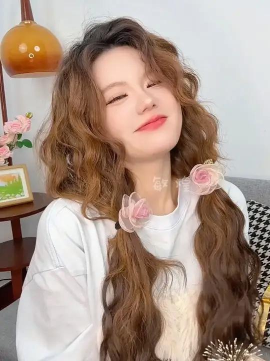 氛围感蛋卷教程来啦 发型甜美风蛋蛋卷教程女大学生菲