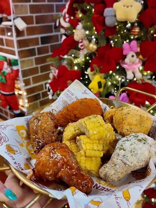 芝士炸鸡腿你吃过没！圣诞氛围浓的常州韩料店