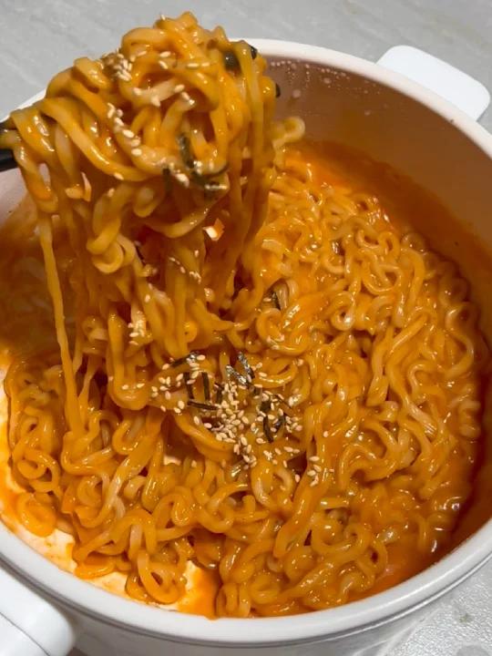 火鸡面的不辣吃法!都给我锁死这个配方!