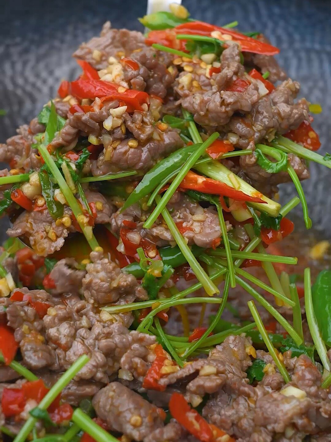 小炒黄牛肉怎么炒才能嫩而不柴
